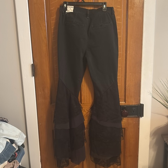 We The Free Free People Mystique Lace Flare Jeans, NWT, Black, 31 - Picture 7 of 7